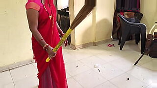 Desi bhabhi washed the floor while servicing her master sexually.