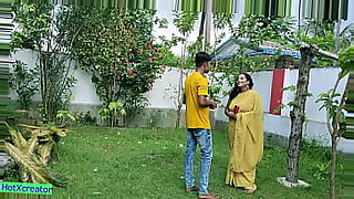 Hot bhabhi in hot sex action with a young and unknown man.