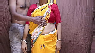 Married pregnant Indian Aunty gets her holes filled by husband’s friends.