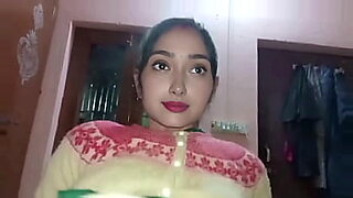 Indian neighbor Bhabhi fucked by Daver when husband was in duty. Hot sexy Indian Bhabhi romance and hardcore sex with Daver with clear Hindi audio.