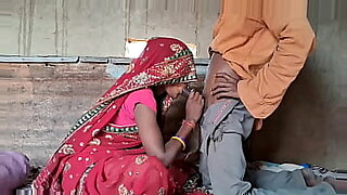 Hot desi bhabhi’s anal scene in a homemade video, great action.