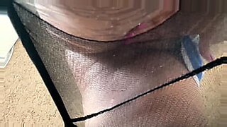 Masturbating cootchie in transparent gorgeous tights sans underpants
