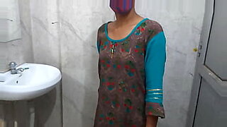 Hot homemade video of an Indian couple having sex in the bathroom.