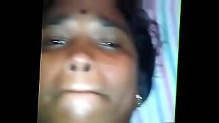 Married Indian woman enjoys a threesome and gives great blow job.