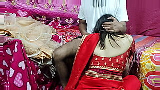 Hot desi Indian bhabhi fucked by father in law.