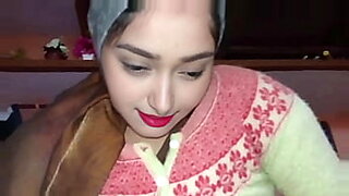 Indian newly married girl is riding her husband's cook, best xxx video of newly married couple,full HD uncut hindi sex video