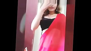 Horny desi beautiful wife strip dance.