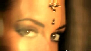 Beautiful brunette MILF in solo erotic act, an Indian beauty on xvideos.