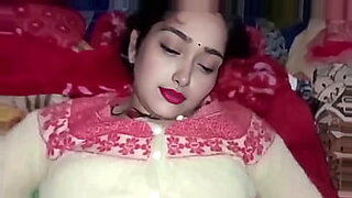 Indian newly married girl was fucked by her husband in winter season, Lalita Bhabhi sefull HD uncut Hindi sex videos.