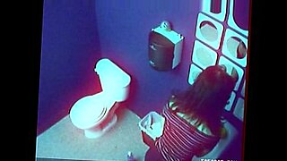Hidden camera in toilet she couldnt stop
