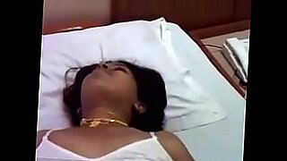 Telugu Puku Dengadam aunty