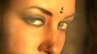 Hot Bollywood MILF solo performance, Indian amateur brunette shows off her sexiness.