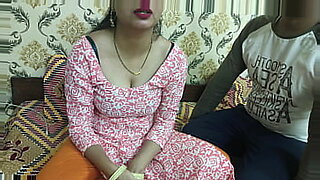 DesiSaarabhabhi - Step mom played the role of girlfriend and boyfriend and fucked hard in her big ass.