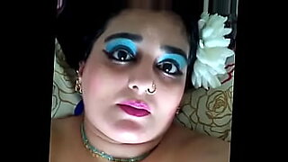 Desi naval piercing, boobs big, new makeup, fat tummy.