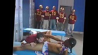 Nfl cheerleaders locker room lesbian private 