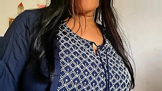 Indian prostitute with big ass and tits has hot sex with client.