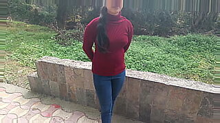 Hot Indian desi village girlfriend was outdoor side fuck with boyfriend in clear Hindi audio.