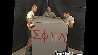 Newcomer Nevin Scott inhales big dicks to come in fraternity